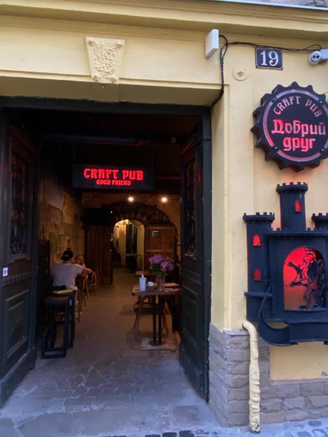 Квартира В Центрі На Вулиці Лесі Українка 19 Lviv Exterior photo