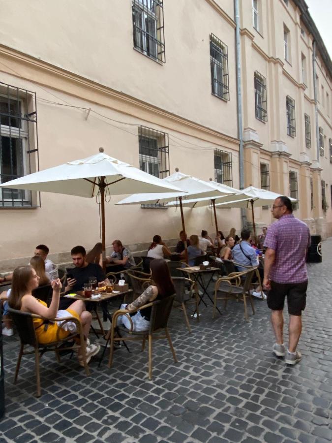 Квартира В Центрі На Вулиці Лесі Українка 19 Lviv Exterior photo